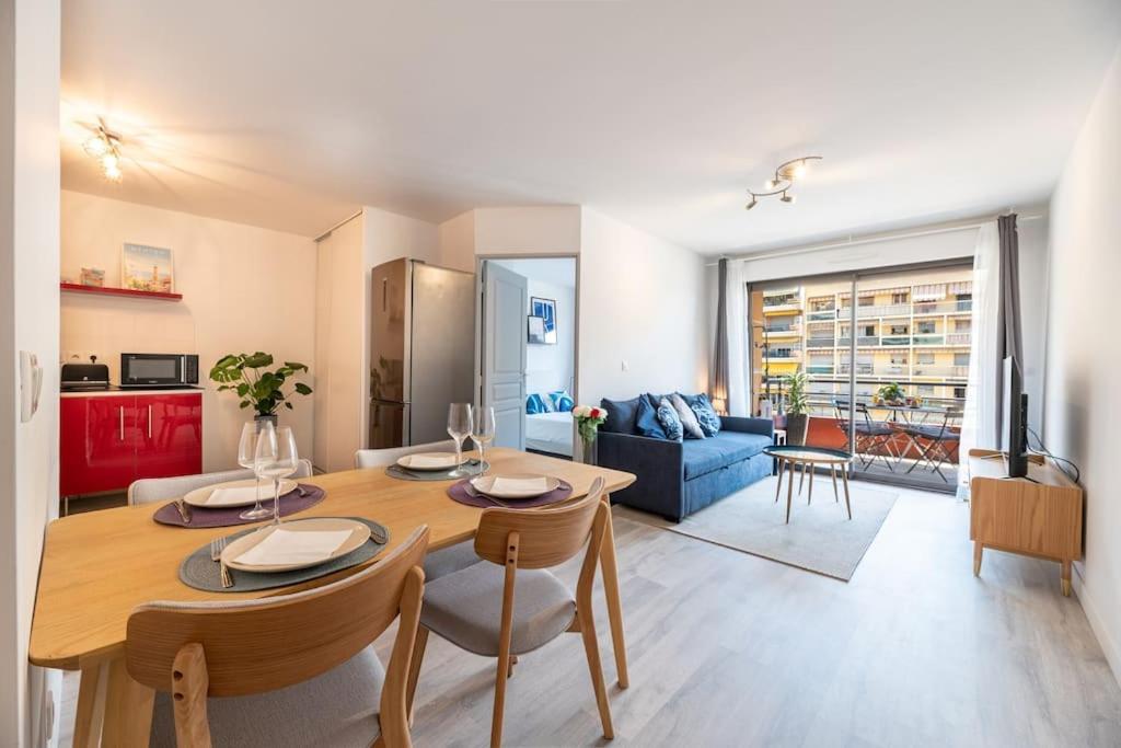 Appartement Cosy Au Centre Ville De Menton Exteriör bild